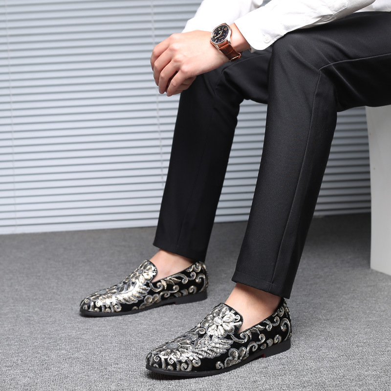 Men'S Formal Wear Slippers - أحذية رجالية مخملية مطرزة باللون الذهبي