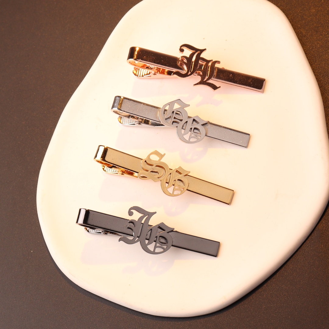 اسم مخصص الأحرف الأولى التعادل - مراجعة Tie Bar Clip وسعره